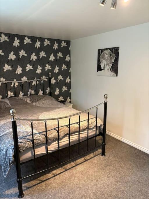 Apartamento Newly Refurbished Flat In Kings Heath Birmingam Exterior foto