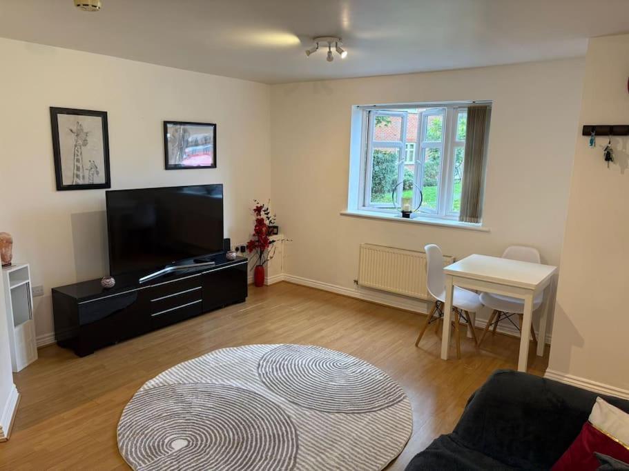 Apartamento Newly Refurbished Flat In Kings Heath Birmingam Exterior foto